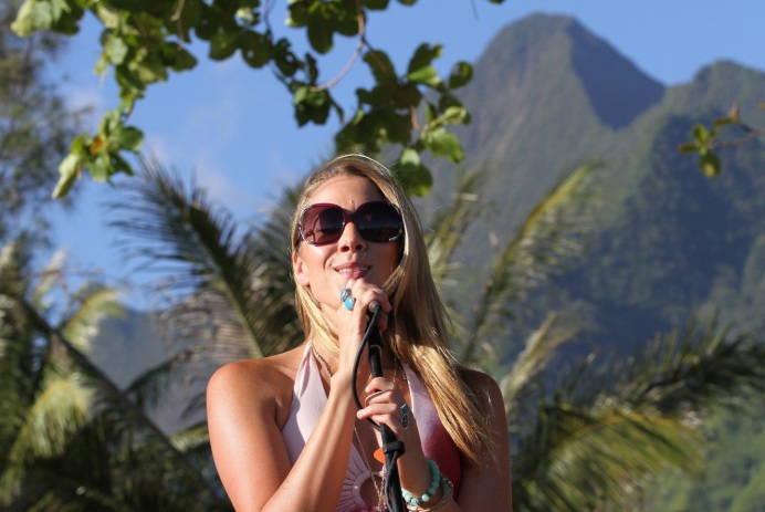 Colbie Caillat at the Billabong Pro Tahiti